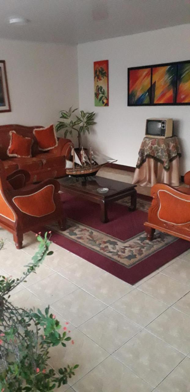 Hotel D' Oscar Cali Kültér fotó