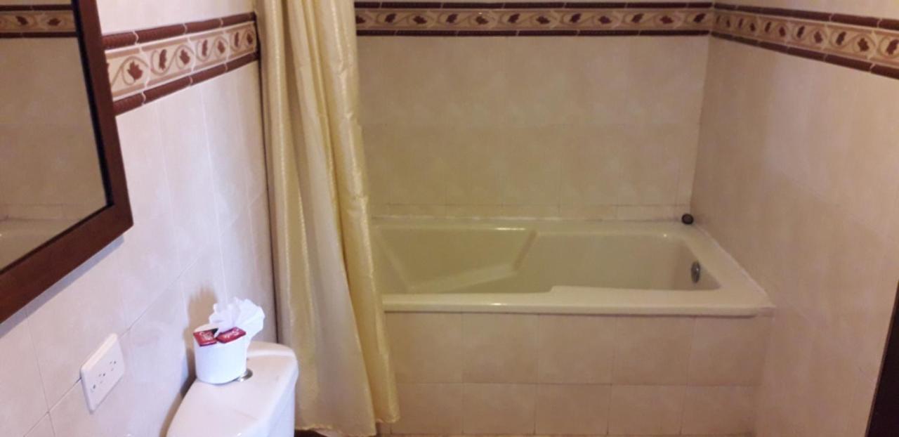 Hotel D' Oscar Cali Kültér fotó